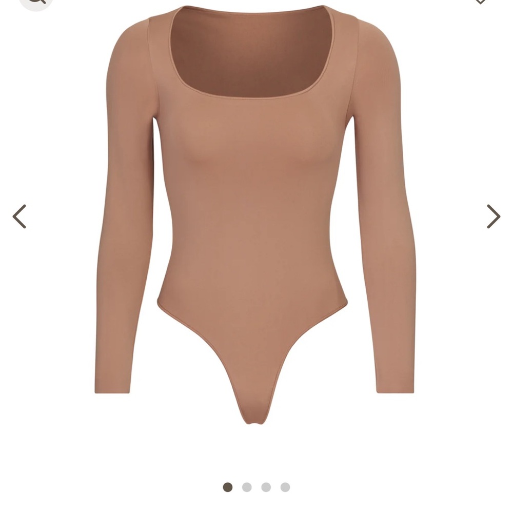 SKIMS BODYSUIT